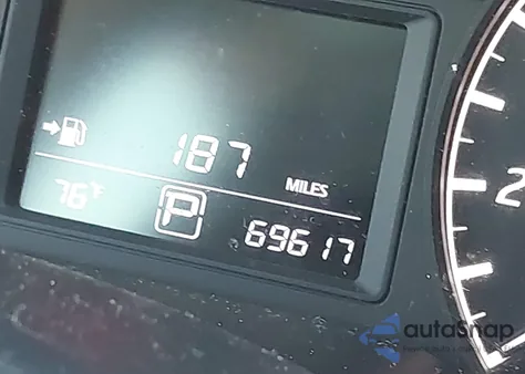 2015 Nissan Sentra S z USA, uszkodzony, nr VIN 3N1AB7AP2FY332011